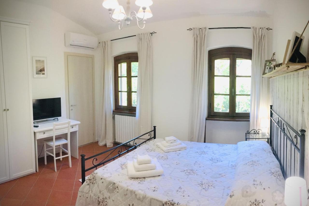 루카 Casale I Tigli B&B 외부 사진